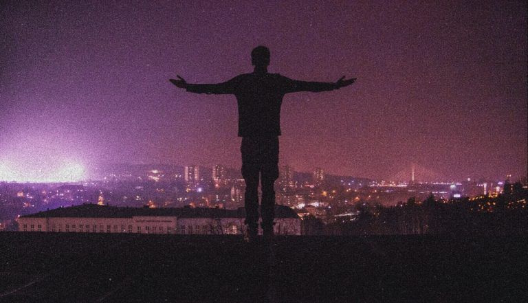 Hoćeš li da gledaš zvezde sa mnom, Beograde?