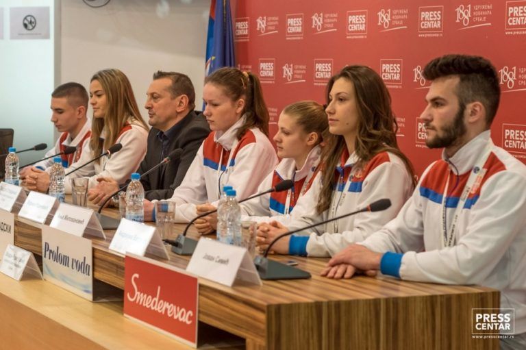 Medalje su se nizale - Veliki uspeh mladih karatista u Sočiju