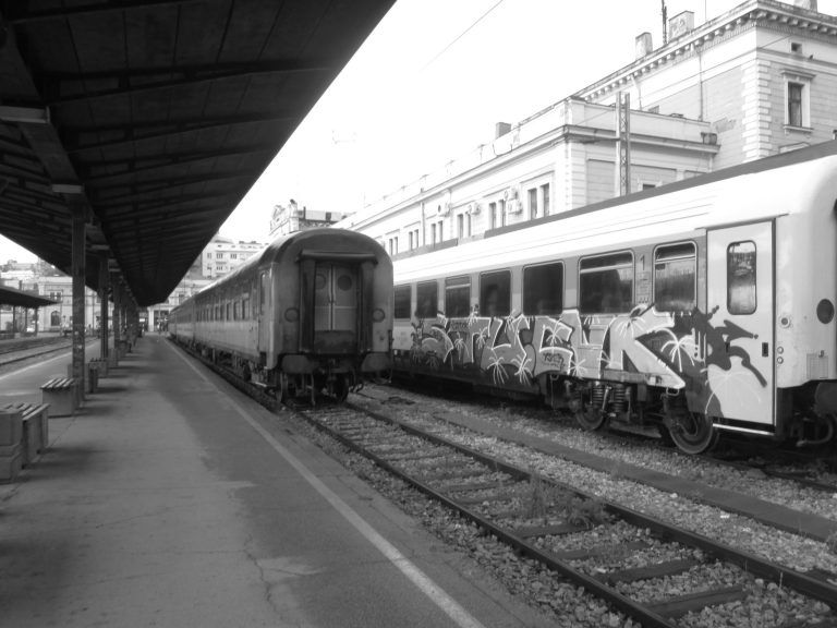 Zdravo stanice, zbogom...