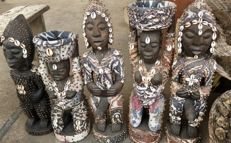 Mesto magije - Vudu pijaca na rubu Afrike