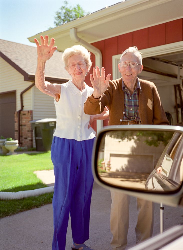 Leaving and Waving Foto: Deanna Dikeman